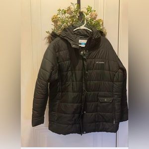 Columbia puffer coat. Black with faux fur hood